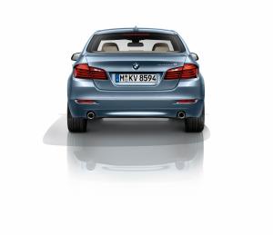 BMW ActiveHybrid 5 2013 года  (WW)